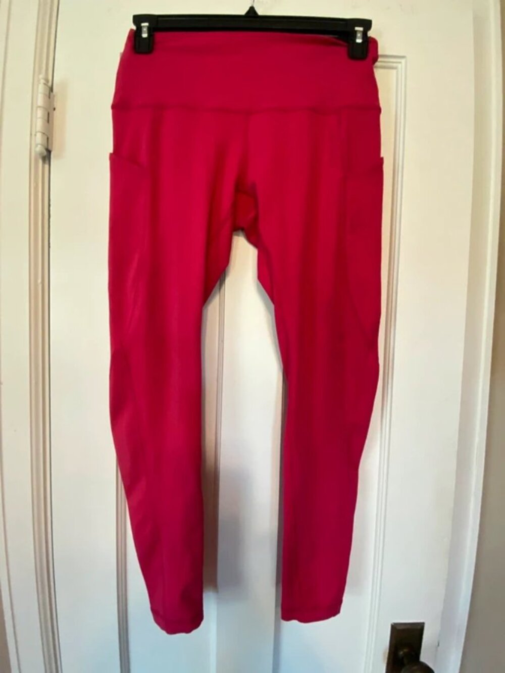 Women’s pink Capri leggings size m ododos